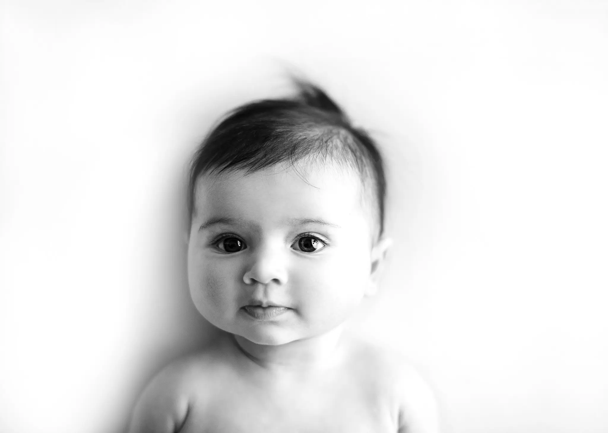 milestone-photography-oshey-vargas-photography-portrait-growing-expressions-baby-b&w-mckinney-texas