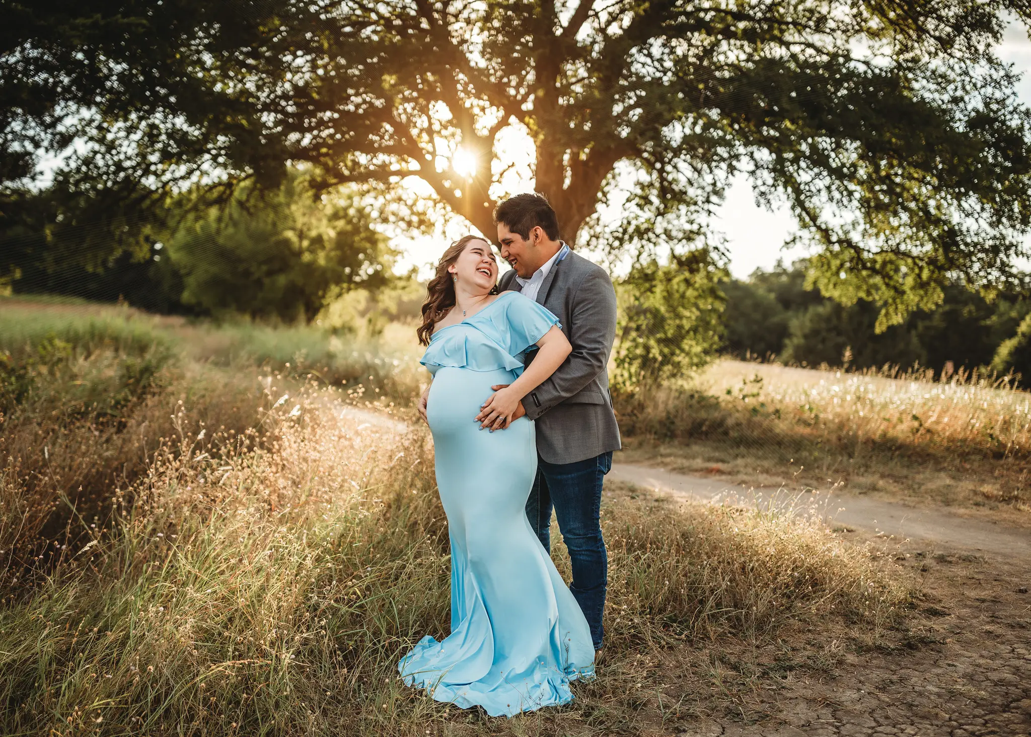 Maternity Photographer in Frisco