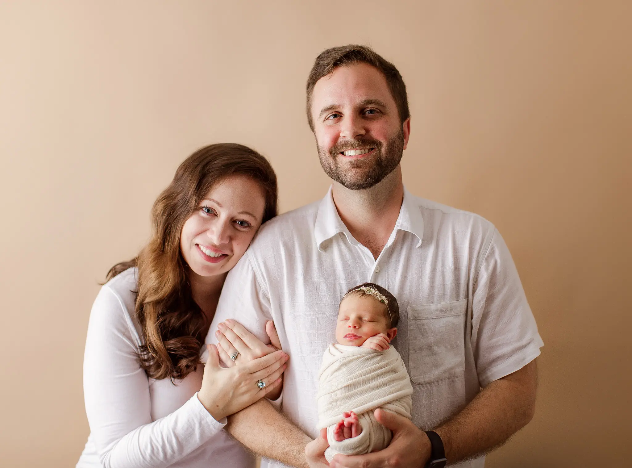 newborn-session-baby-portraits-family-posed-studio-Mckinney- Tx-oshey-vargas-photography-11