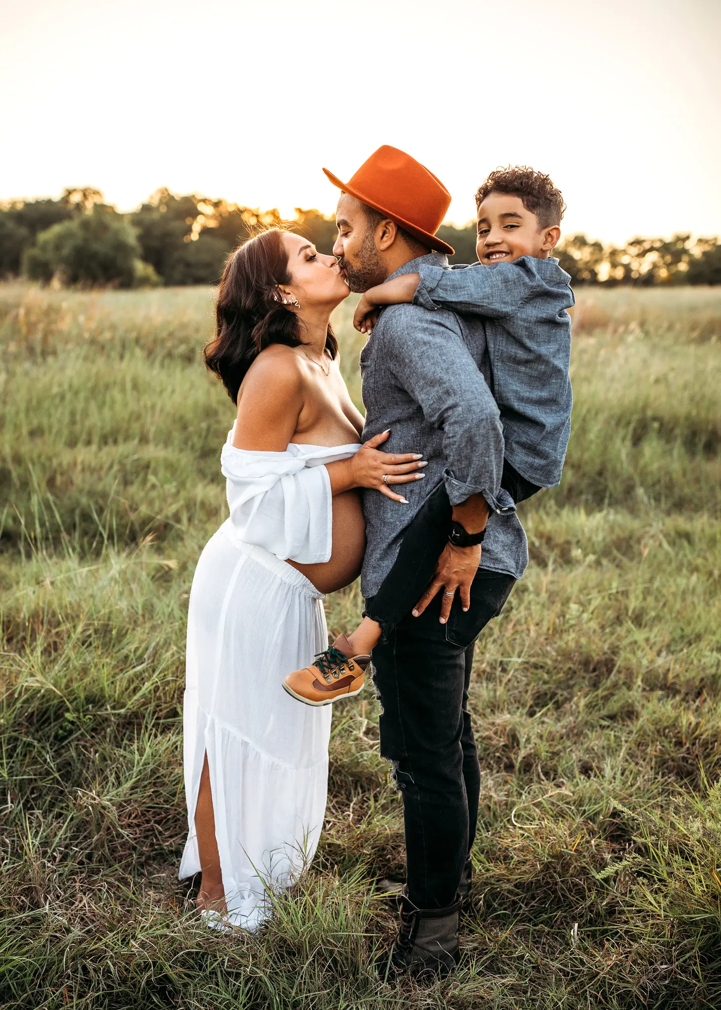 Maternity-session-baby-pregnancy-portraits-bump-Oshey-vargas-photography-frisco-Tx-23