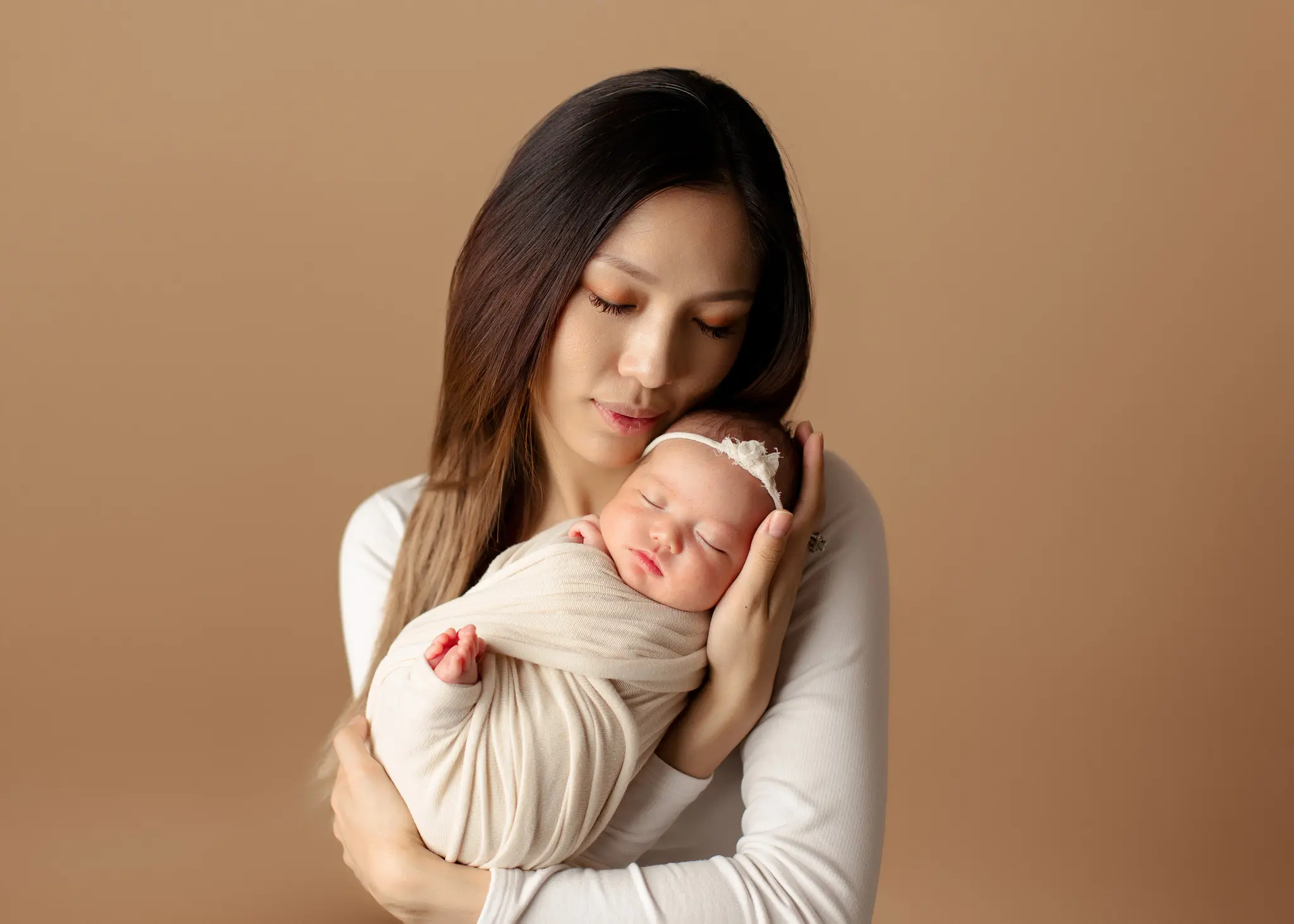 newborn-session-frisco-texas-baby-photos-posed-girl-oshey-vargas-photography-15