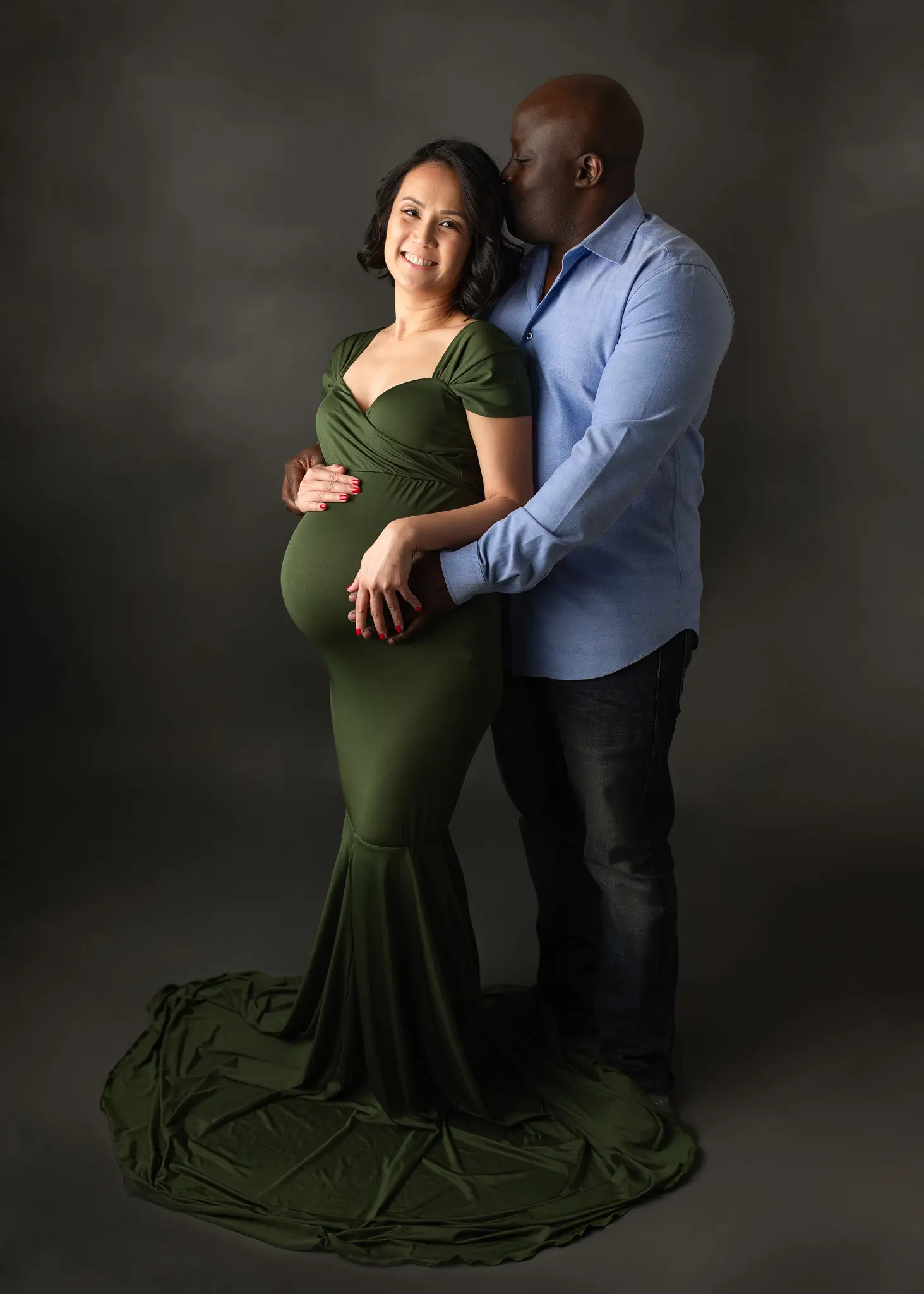 maternity-session-baby-bump-pregnancy-studio-art-frisco-texas-oshey-vargas-photography-06