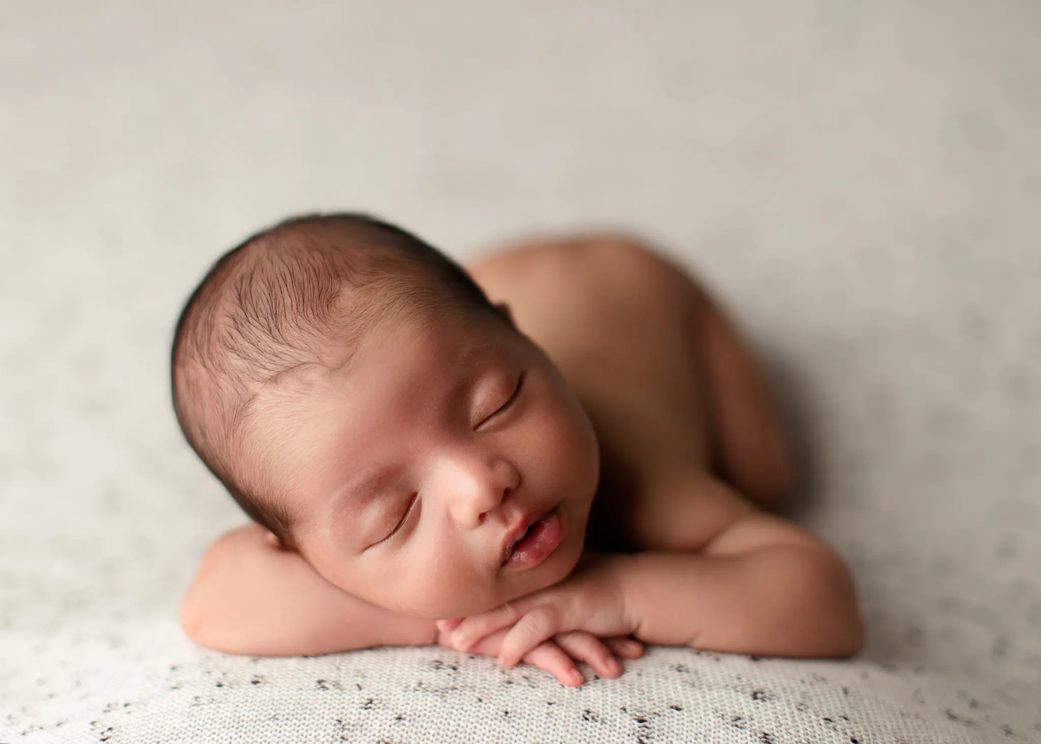 newborn-photography-Frisco-tx-baby-portraits-studio-session-oshey-vargas-photography-01