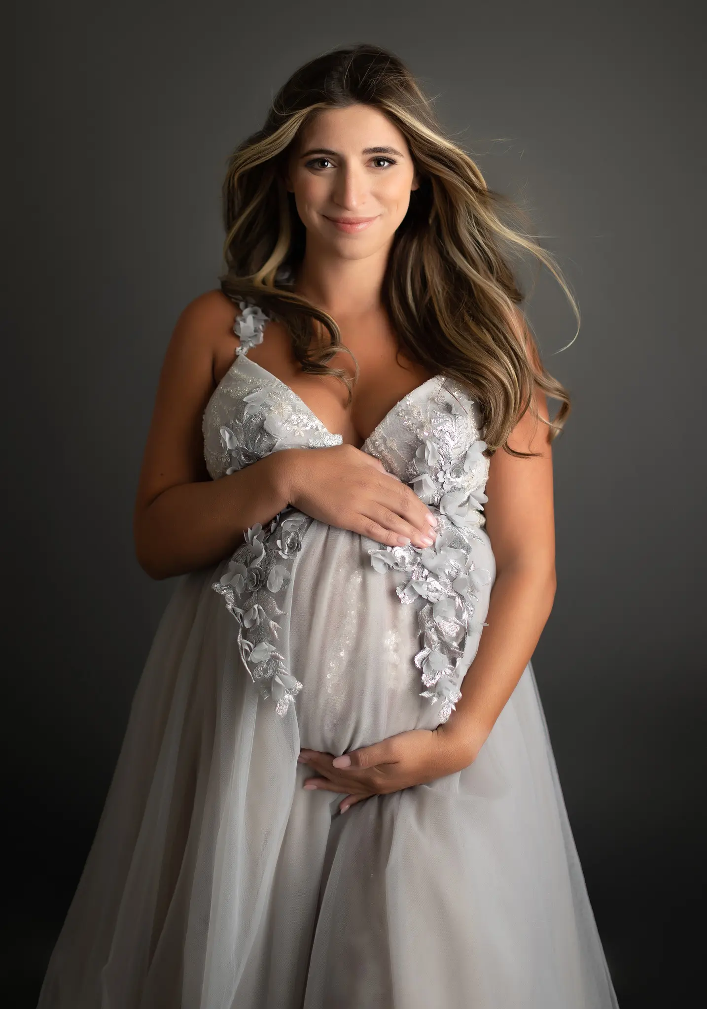 Frisco-tx-maternity-session-baby-bump-pregnancy-studio-silhouttes-oshey-vargas-photography-09