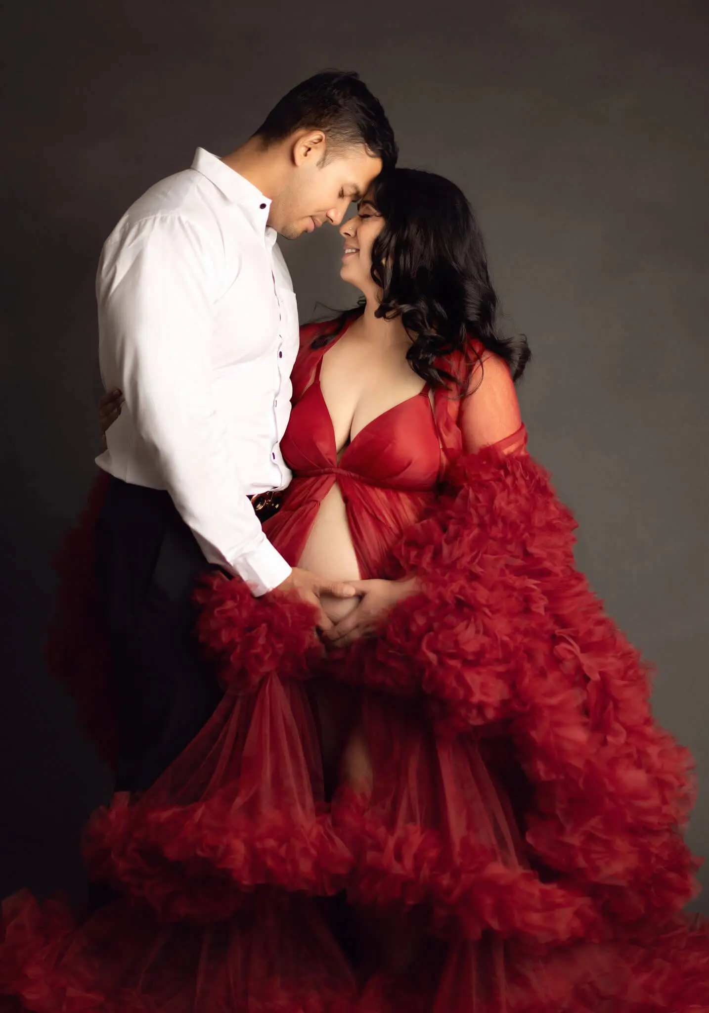 Dallas Maternity Photography, dfw maternity photographer, maternity photography near me, dallas maternity porraits, pregnancy photoshoot in dallas, luxury maternity photography