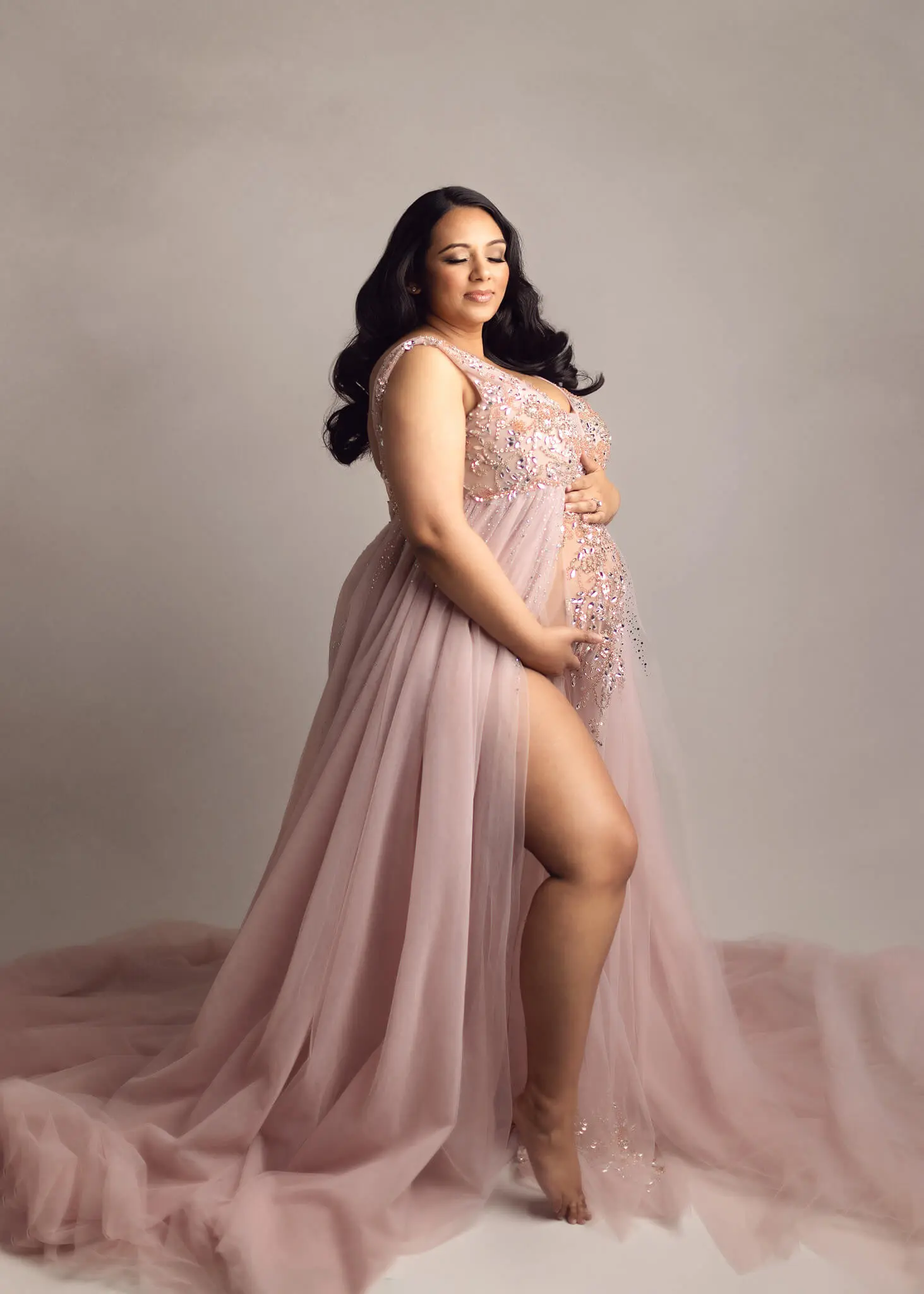 maternity photography, motherhood portraits near me