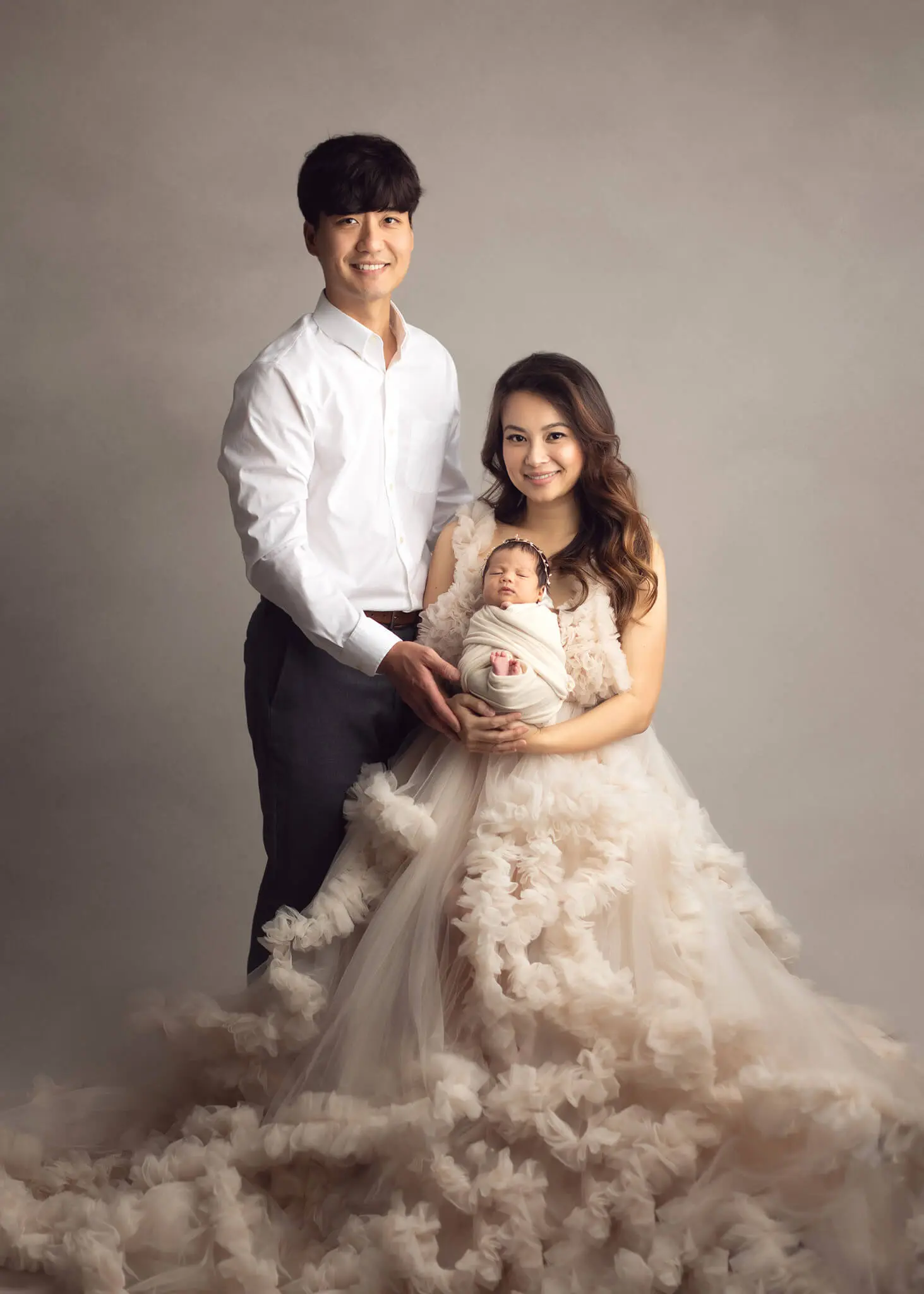 family-newborn-baby-session-studio-luxury-newborn-photography-oshey-vargas-photography-tx-dallas-dfw-03