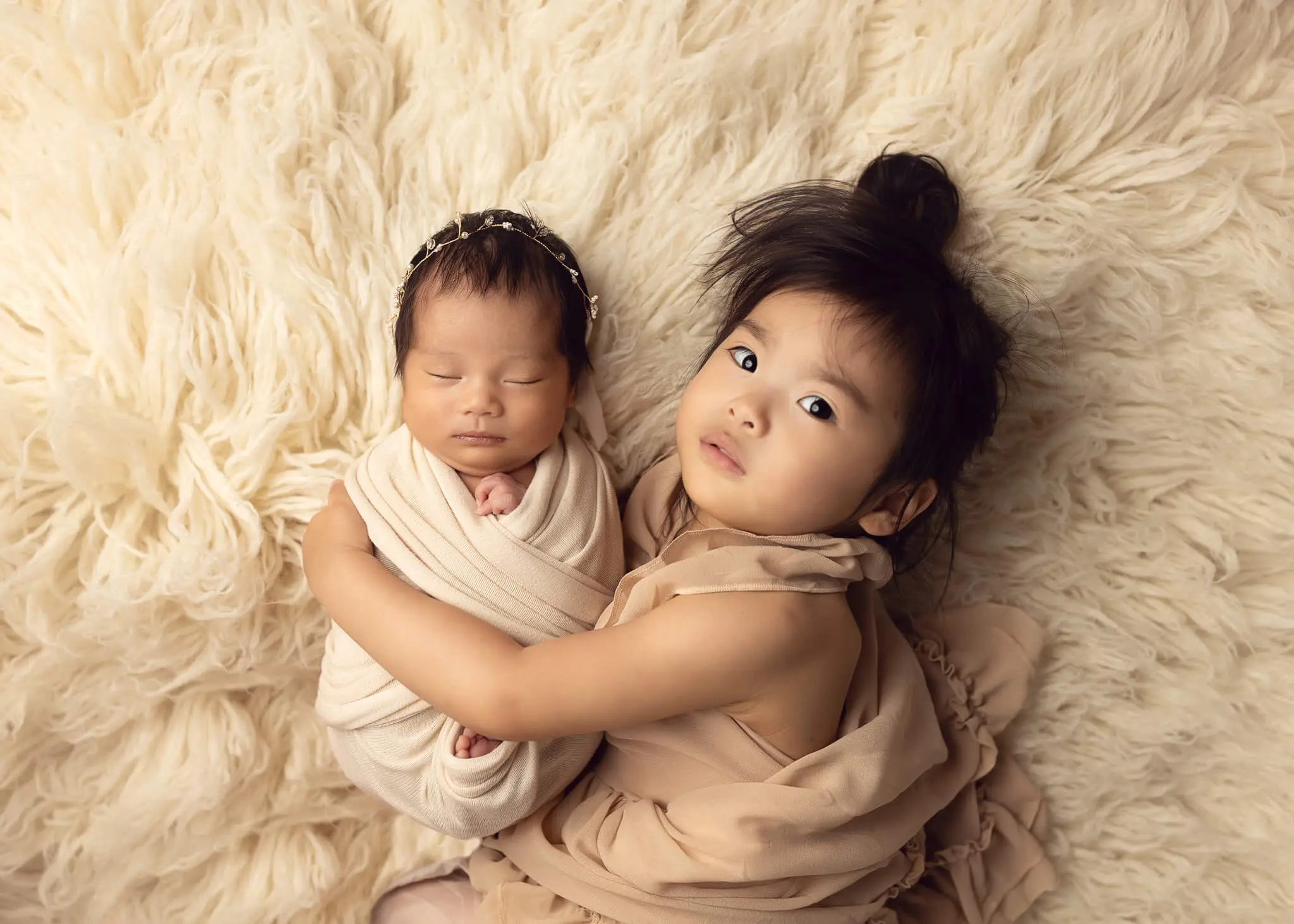 family-newborn-baby-session-studio-luxury-newborn-photography-oshey-vargas-photography-tx-dallas-dfw-12