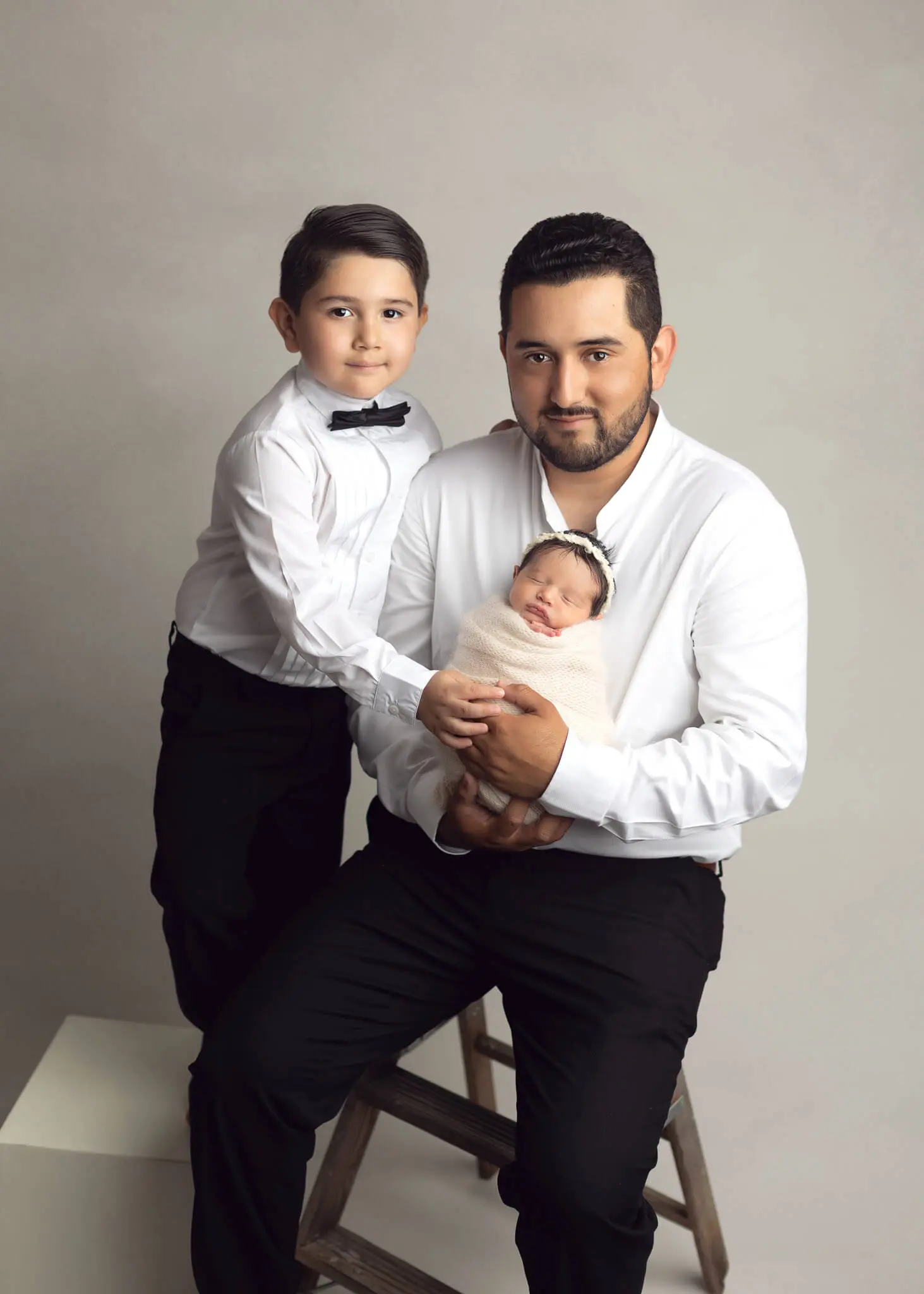 dallas tx newborn photography, luxury newborn portraits near me, baby photography in dallas tx, newborn photographer near me