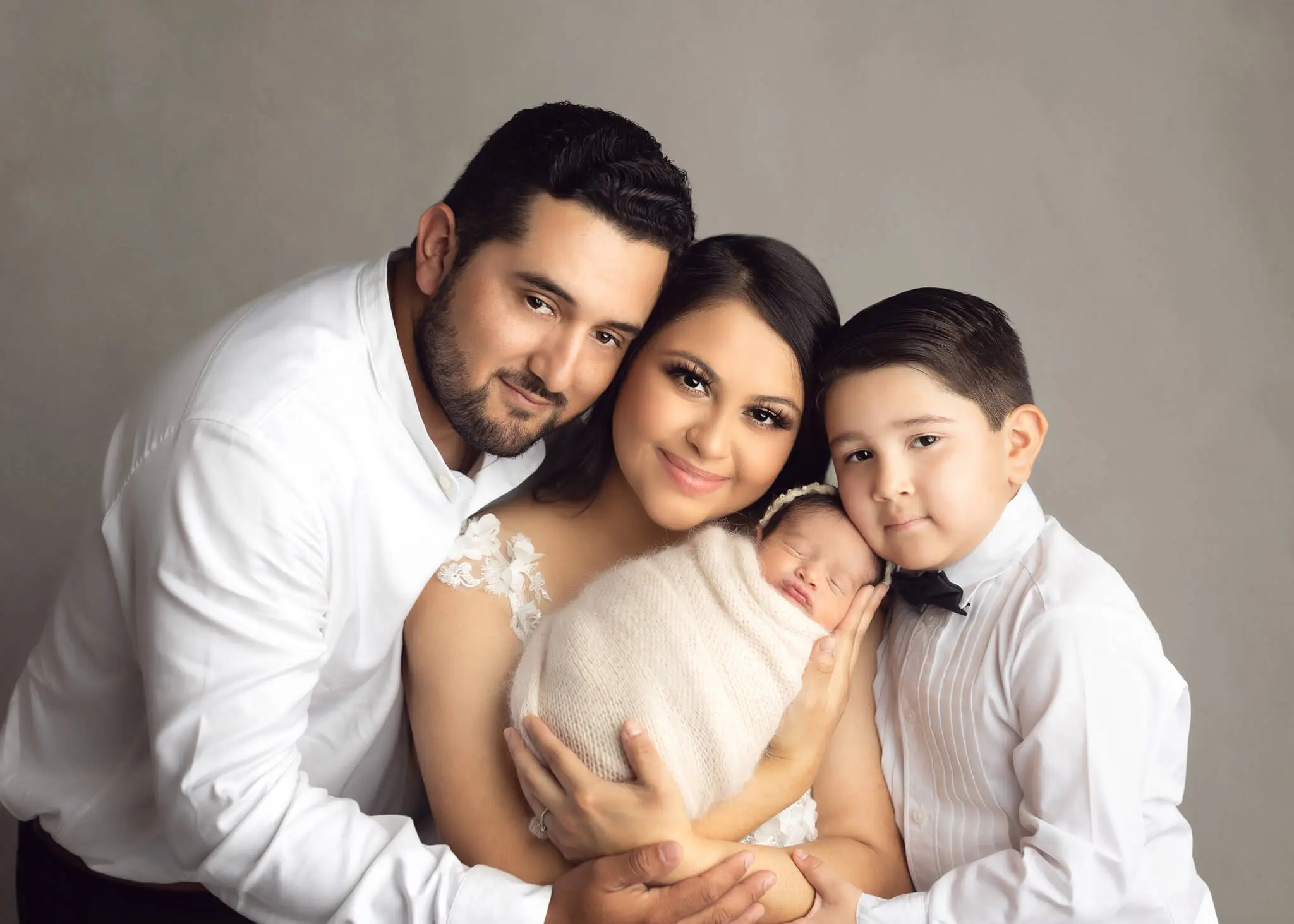 dallas tx newborn photography, luxury newborn portraits near me, baby photography in dallas tx, newborn photographer near me