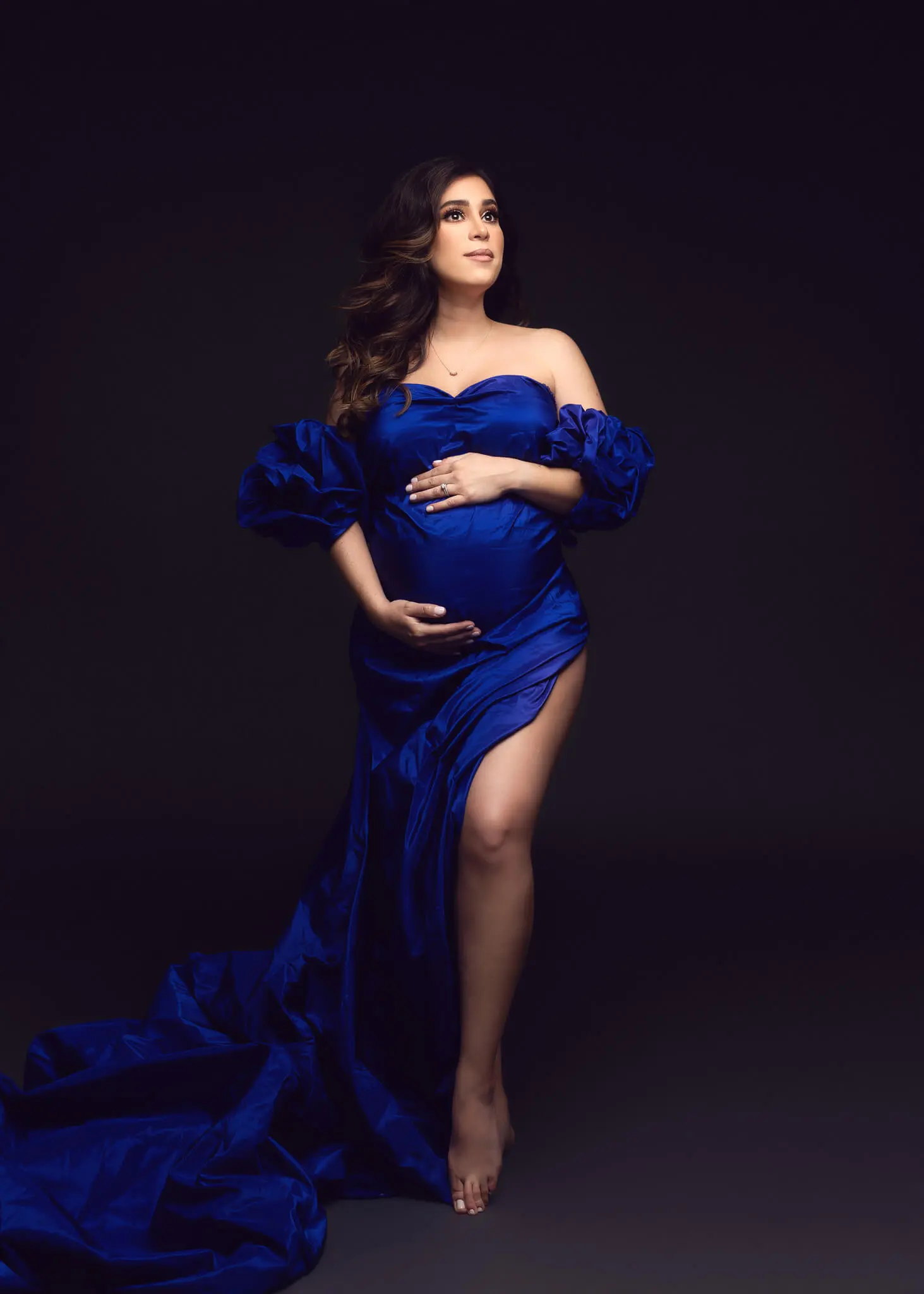 Maternity-session-dfw-dallas-fort-worth-lewisville-tx-oshey-vargas-photography-baby-bump-studio-luxury-gowns-pregnancy-pregnant-45