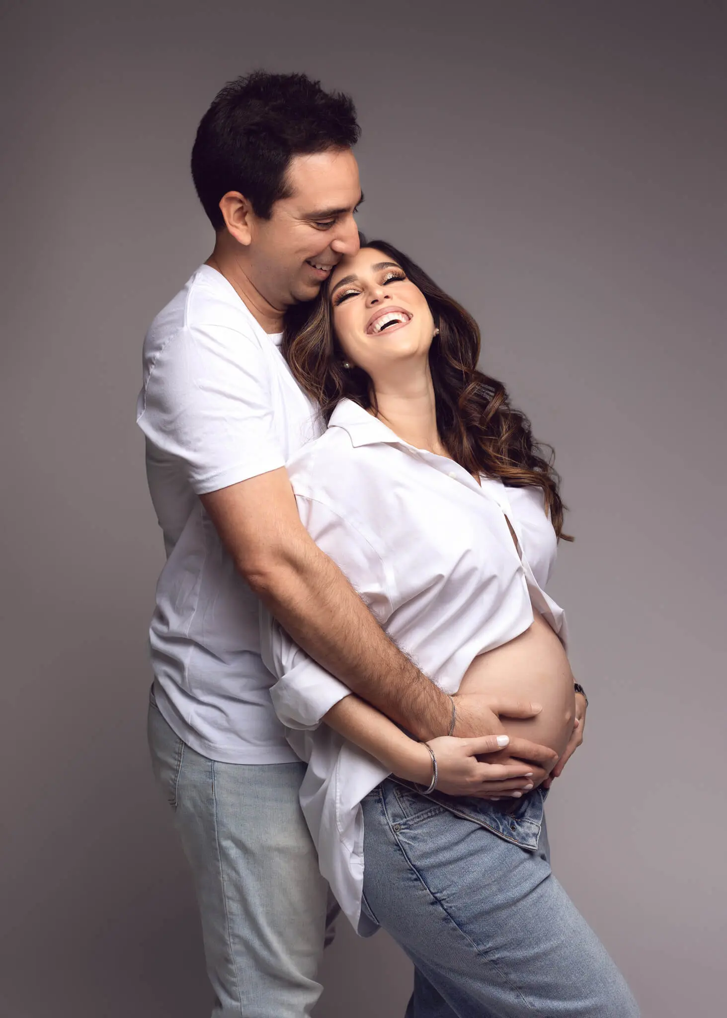 Maternity-session-dfw-dallas-fort-worth-lewisville-tx-oshey-vargas-photography-baby-bump-studio-luxury-gowns-pregnancy-pregnant-51