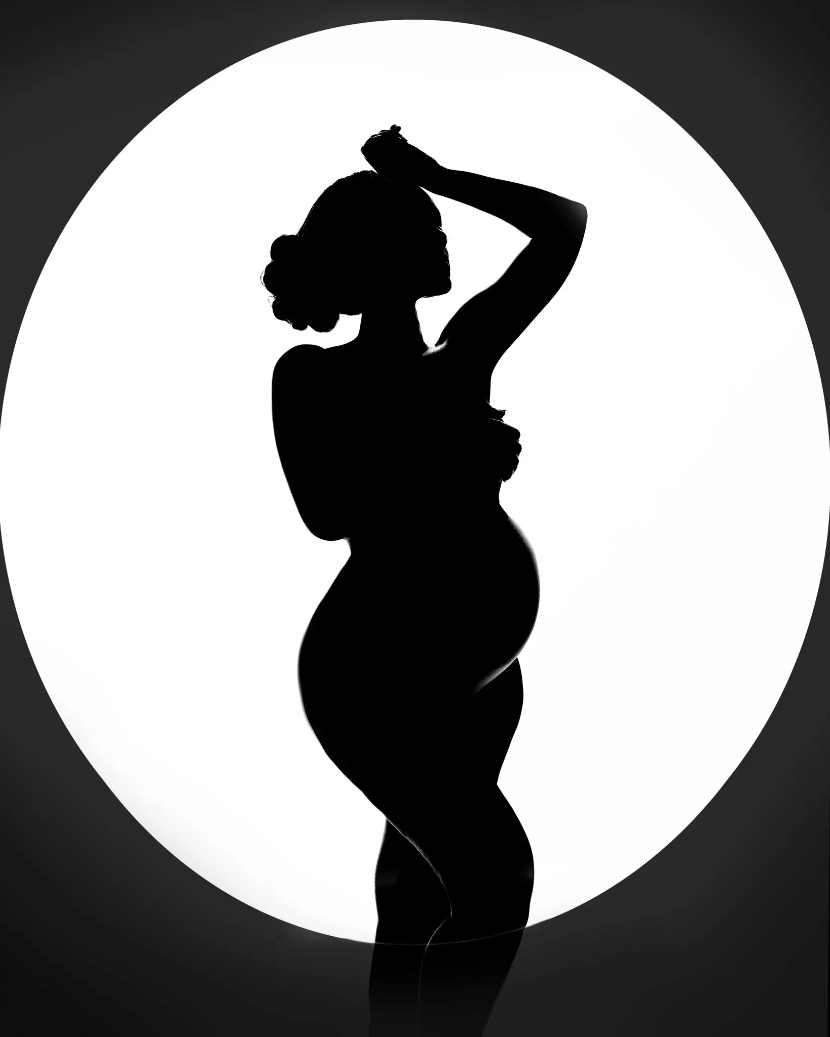 Maternity-session-dfw-dallas-fort-worth-lewisville-tx-oshey-vargas-photography-baby-bump-studio-luxury-gowns-pregnancy-pregnant-58