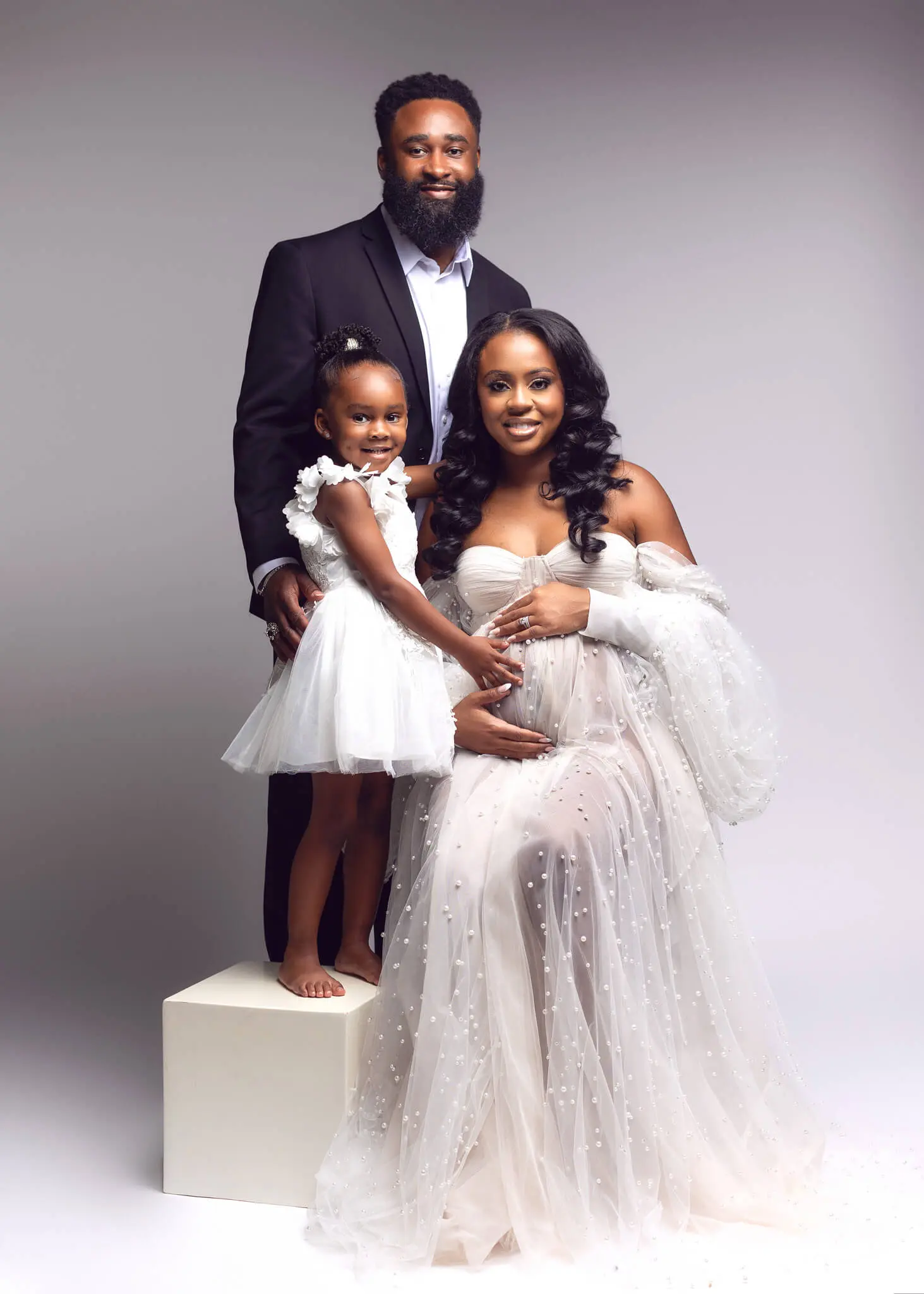 Maternity-session-dfw-dallas-fort-worth-lewisville-tx-oshey-vargas-photography-baby-bump-studio-luxury-gowns-pregnancy-pregnant-62