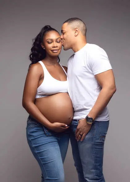 Maternity-session-dfw-dallas-fort-worth-lewisville-tx-oshey-vargas-photography-baby-bump-studio-luxury-gowns-pregnancy-pregnant-75