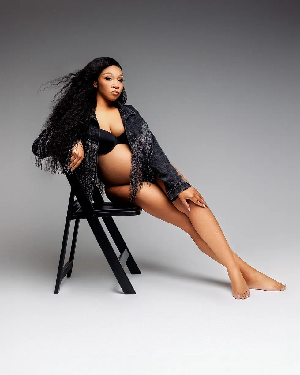 Maternity-session-dfw-dallas-frisco-fortworth-lewisville-mckinney-studio-photos-pregnancy-baby-expecting-oshey-vargas-photography-2099Maternity-session-dfw-dallas-frisco-fortworth-lewisville-mckinney-studio-photos-pregnancy-baby-expecting-oshey-vargas-photography-28