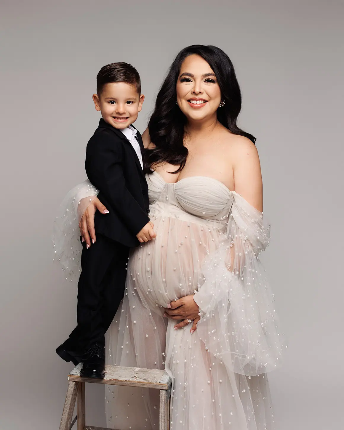 Maternity-session-dfw-dallas-frisco-fortworth-lewisville-mckinney-studio-photos-pregnancy-baby-expecting-oshey-vargas-photography-086
