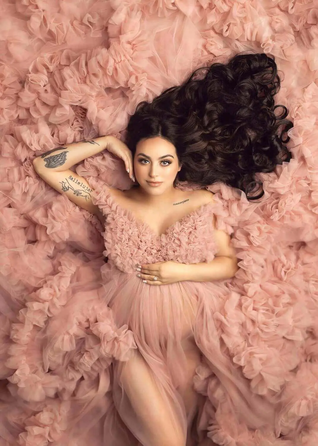 Best-Maternity-photography-luxury-baby-motherhood-pregnancy-oshey-vargas-photography-tx-dallas