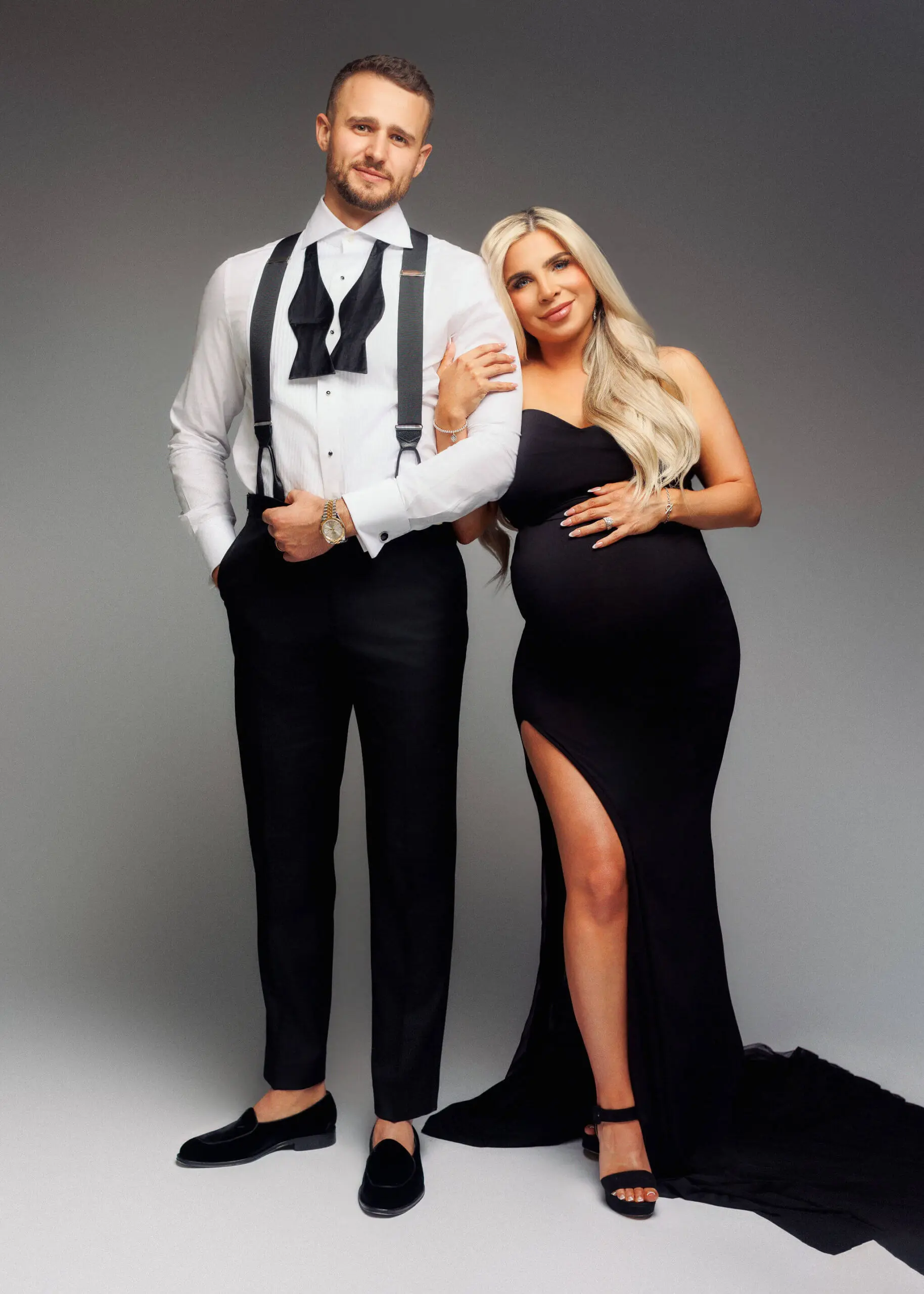 maternity photographer near me Dallas TX, maternity portrait studio Mckinney, Celina newborn portraits, professional maternity photos Frisco