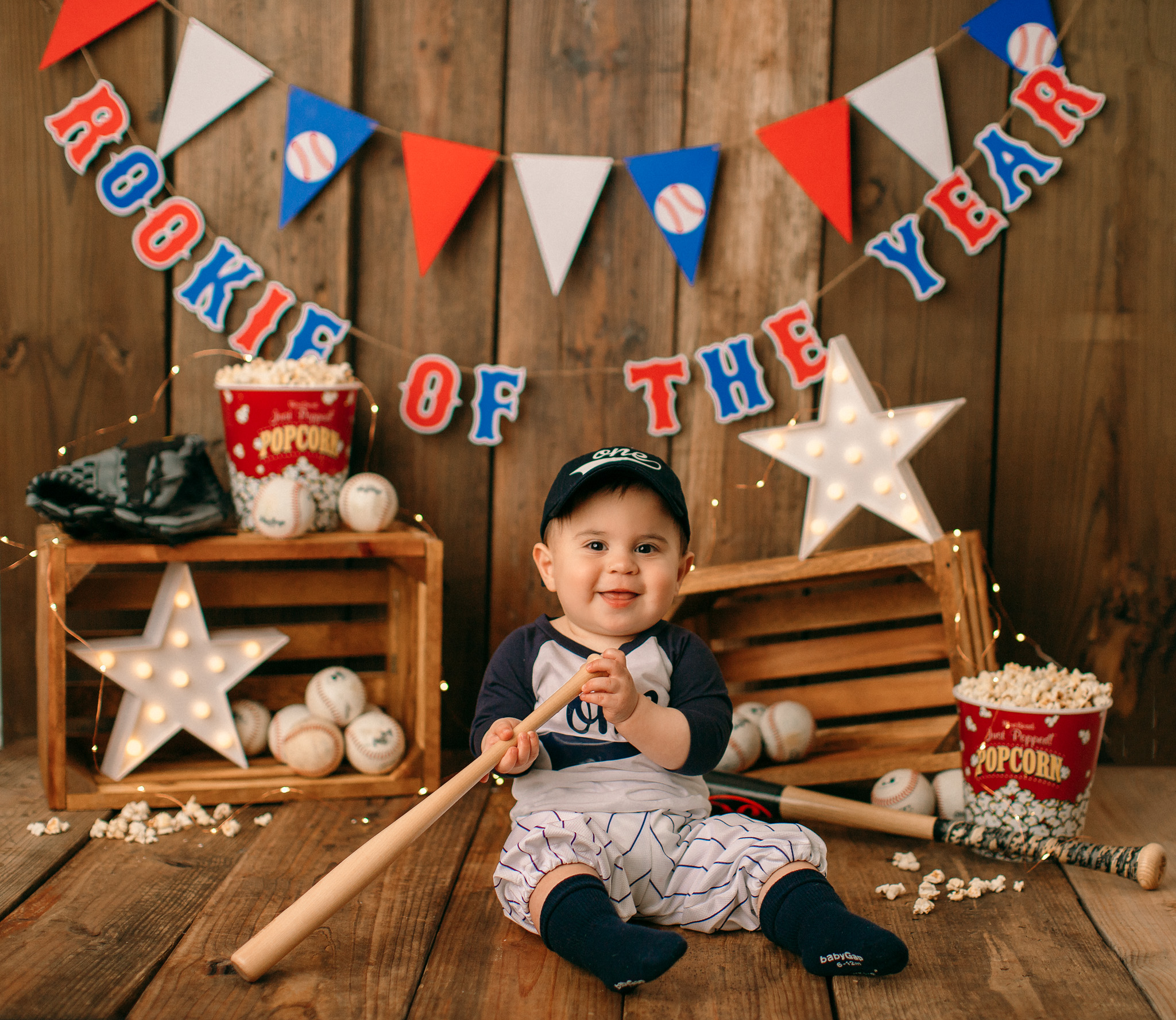 Book An Unforgettable Cake Smash Photography Session