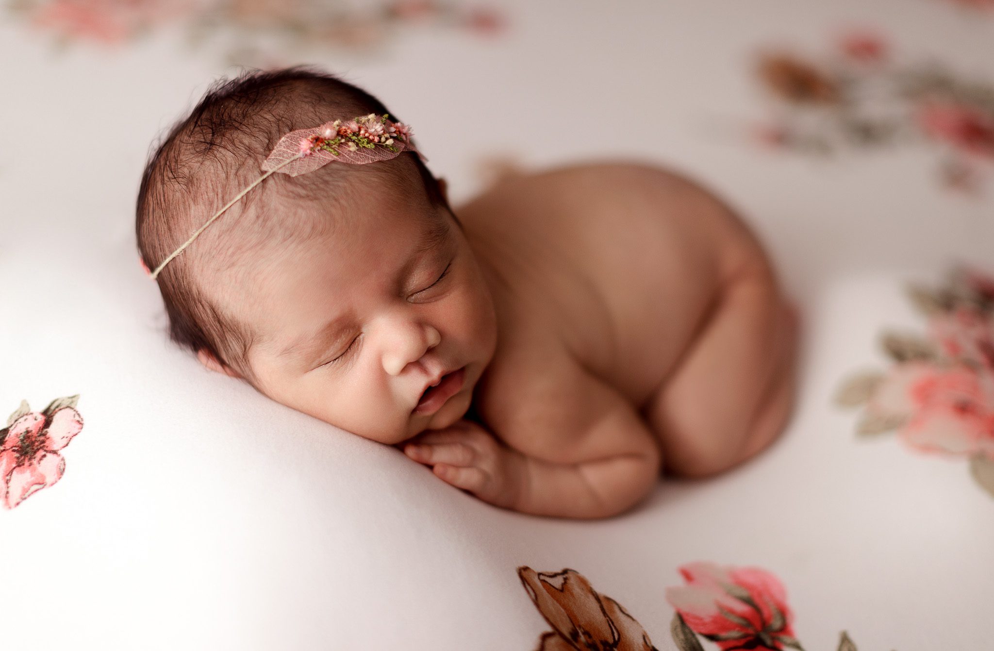 newborn-session-oshey-vargas-photography-baby-expecting-portraitsl-girl-pink-oshey-vargas-photography-07