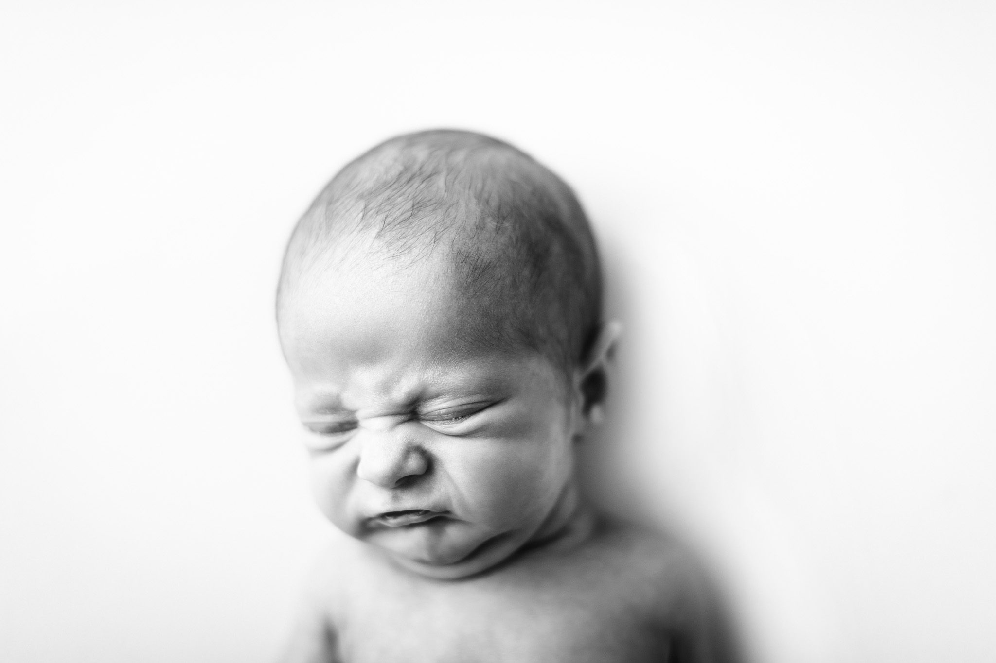 Mckinney-texas-newborn-session-oshey-vargas-photography-baby-boy-blue-portraits-studio-08