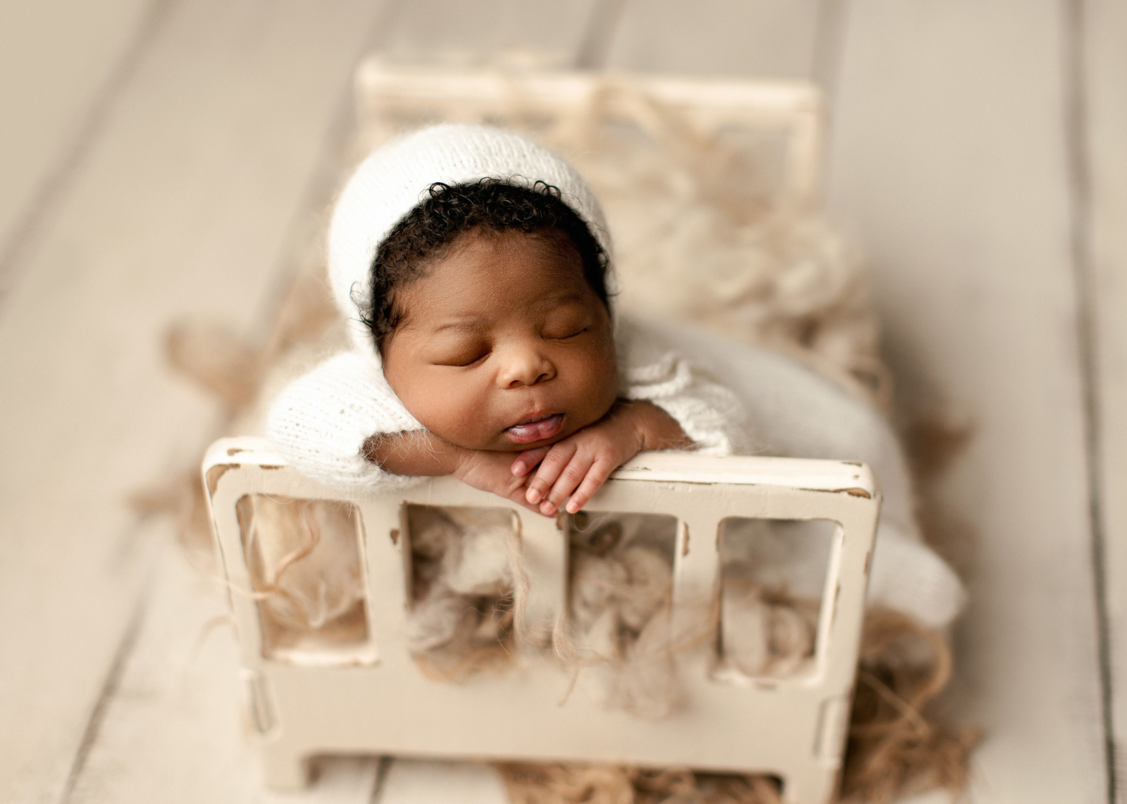 Frisco-tx-newborn-session-boy-baby-blackandwhite-portraits-oshey-vargas-photography-13