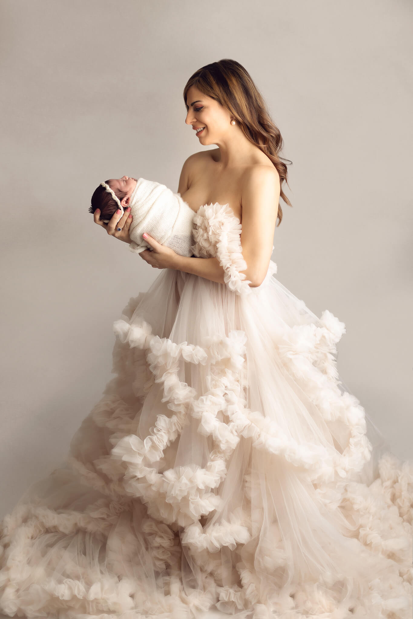 newborn and family portraits near me, professional newborn photos, prosper newborn photography