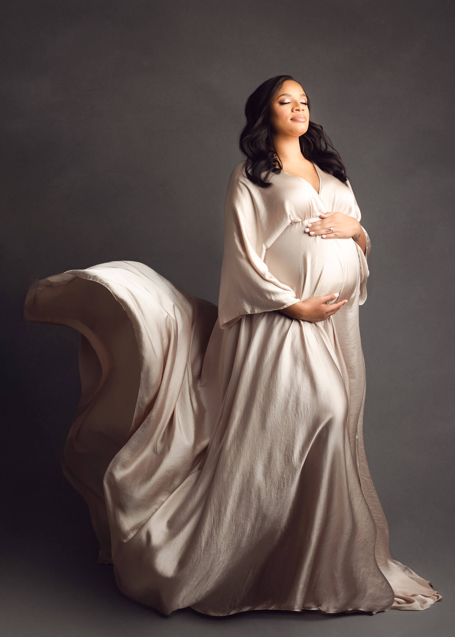 maternity photography near me, professional pregnancy photoshoot, dfw maternity portraits