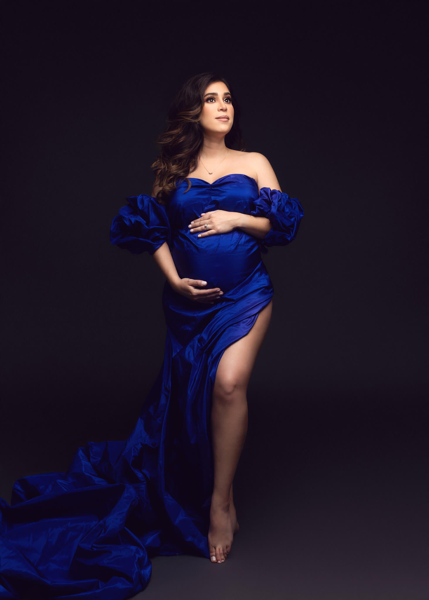 Maternity-session-dfw-dallas-fort-worth-lewisville-tx-oshey-vargas-photography-baby-bump-studio-luxury-gowns-pregnancy-pregnant-45